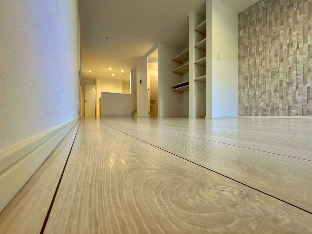 ペット用フロアコーティング施工後の床（わんスマイルコートPlus）