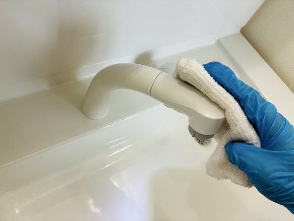 施工前後の様子（Before／After）
千葉県市川市大和田の新築戸建に、水回り防カビ防汚コーティングの施工をさせていただきました。