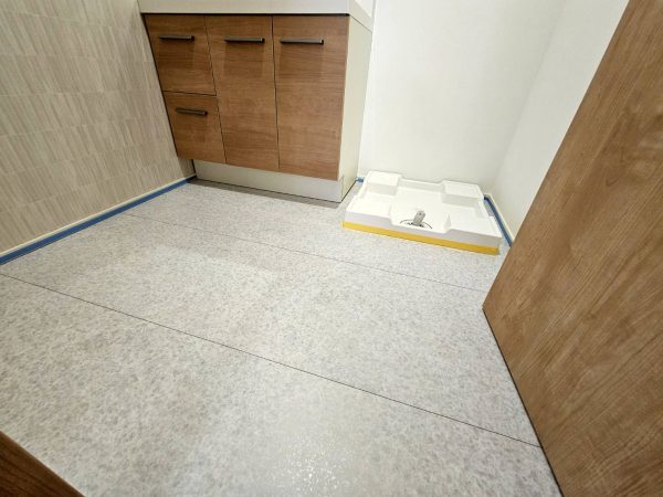 湿気の多い洗面所やトイレの床