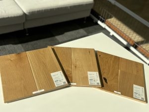アップライフのショールームでは豊富な床材サンプルをご用意