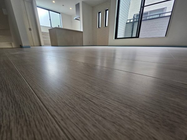 神奈川県横浜市鶴見区 フロアコーティング 施工前の様子