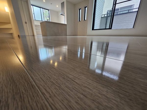 神奈川県横浜市鶴見区 フロアコーティング 施工後 ガラスUVコーティング