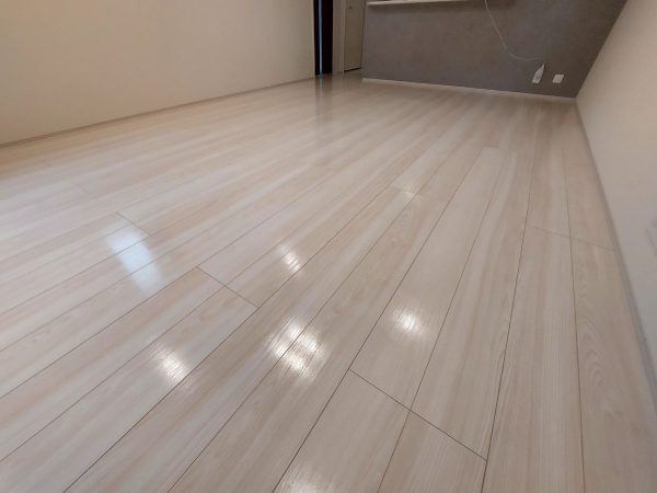 埼玉県草加市柳島町 フロアコーティング 施工後 わんスマイルコート