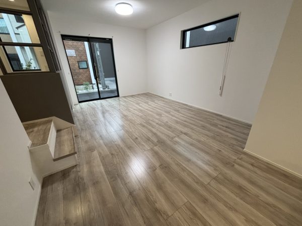 埼玉県春日部市中央 フロアコーティング 施工後 ガラスコーティング