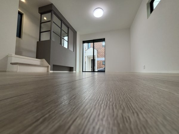 埼玉県春日部市中央 フロアコーティング 施工前の様子