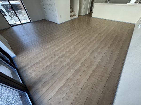 埼玉県川越市霞ヶ関北 フロアコーティング 施工前の様子