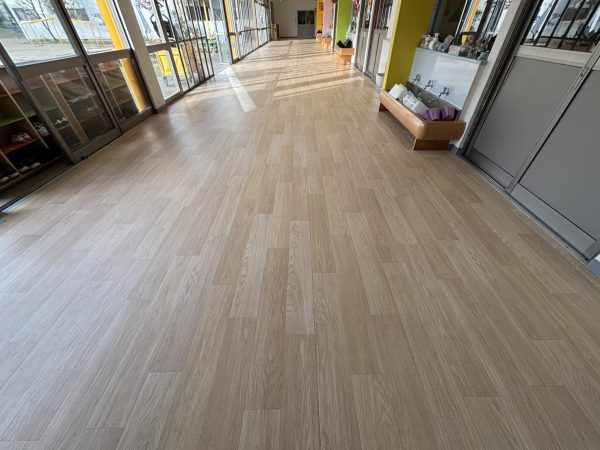 埼玉県春日部市樋籠 フロアコーティング 施工前の様子