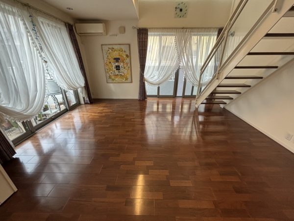 埼玉県春日部市本田町 フロアコーティング 施工前の様子