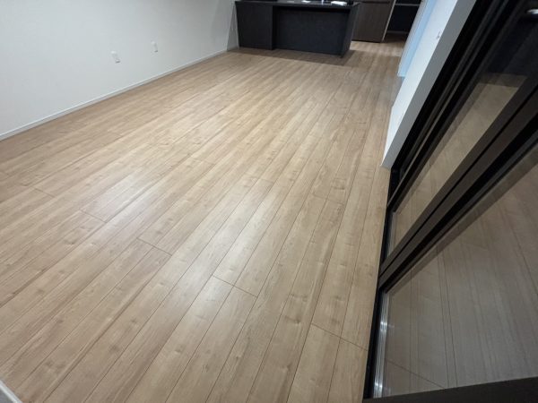 埼玉県越谷市宮本町フロアコーティング 施工前の様子