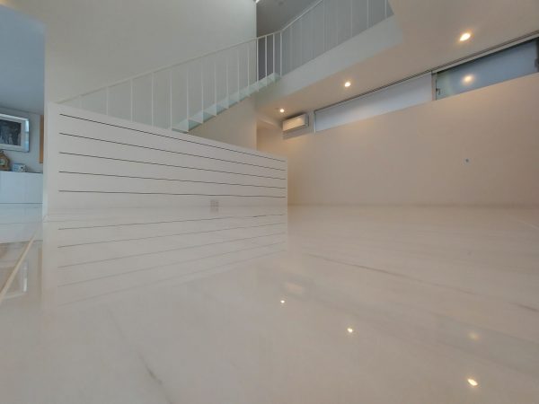 東京都世田谷区給田 フロアコーティング 施工後 ストーンコーティング
