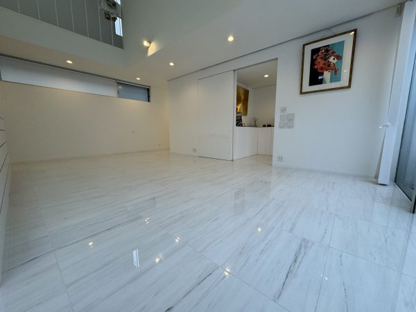 東京都世田谷区給田 フロアコーティング 施工後 ストーンコーティング