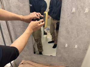 水アカや曇りがつきにくい状態になる浴室ガラスフィルム施工例