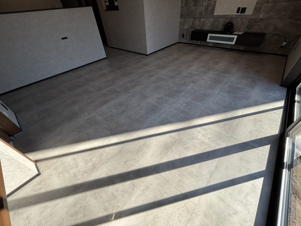 東京都武蔵村山市三ツ木 フロアコーティング 施工前の様子