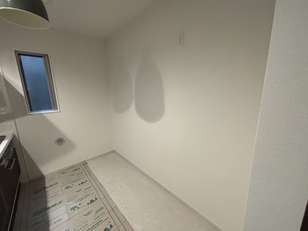 神奈川県鎌倉市関谷のカップボード取付施工