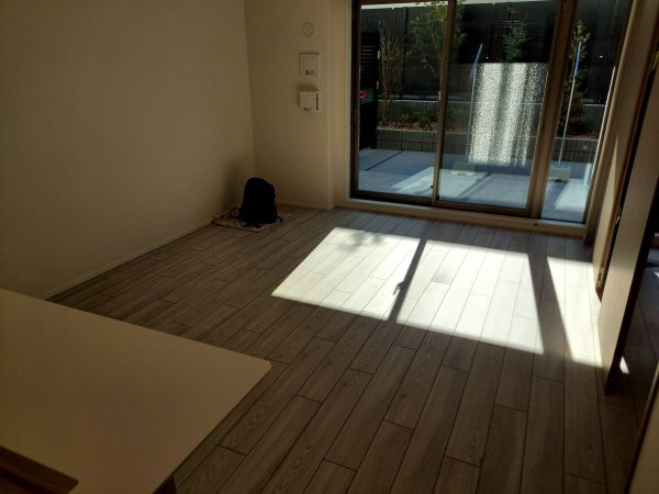 千葉県流山市　フロアコーティング　内覧会同行