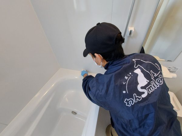 埼玉県川口市フロアコーティング 施工中 ガラスコーティング