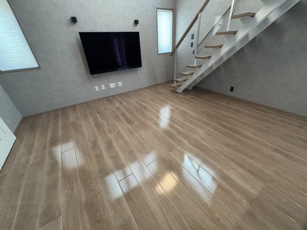 フロアコーティング施工後の一条工務店フローリング