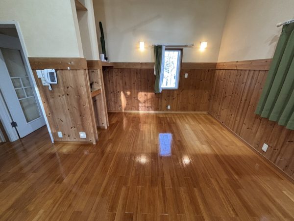 栃木県那須 フォレストヒルズ那須 客室フローリング 施工後 ペット向けフロアコーティング仕上がり