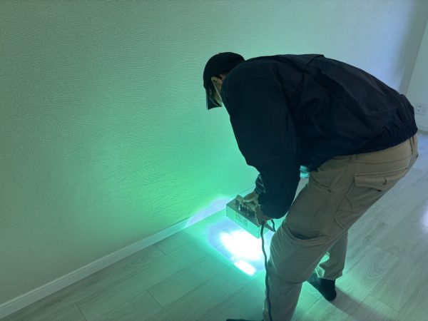 東京都江戸川区 フロアコーティング 施工中 ガラスUVコーティング