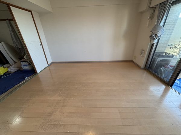 茨城県つくばみらい市 フロアコーティング 施工前の様子