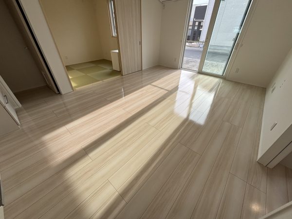 山梨県甲府市 フロアコーティング 施工後 わんスマイルコート