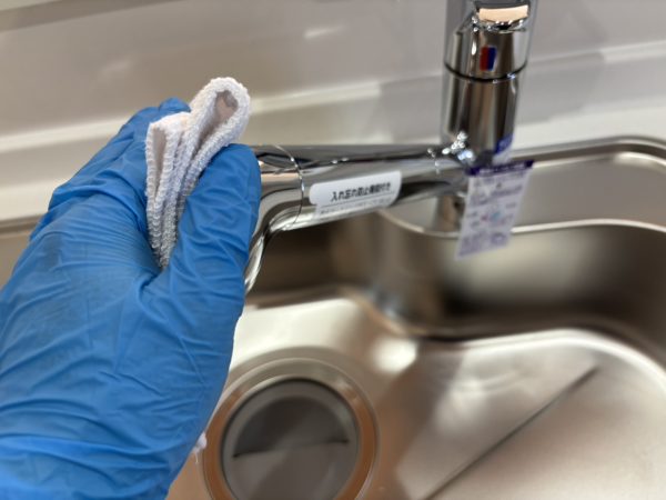 埼玉県朝霞市 フロアコーティング 施工中 シリコンコーティング