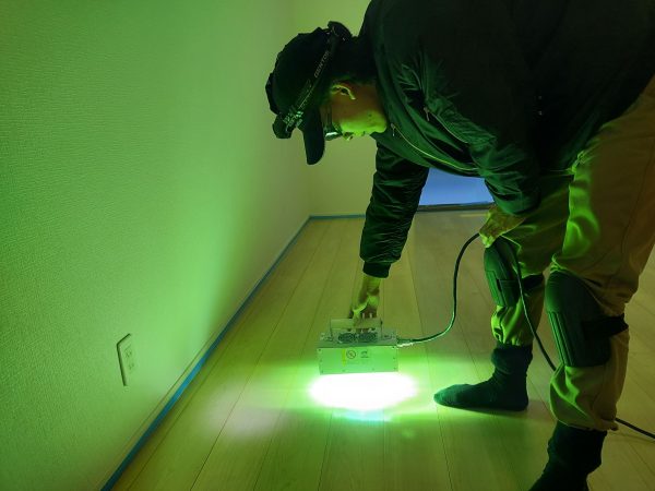 山形県山形市 フロアコーティング 施工中 ガラスUVコーティング