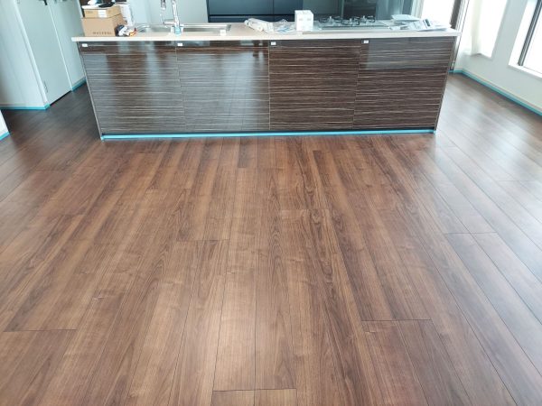 新潟市中央区 フロアコーティング 施工前の様子