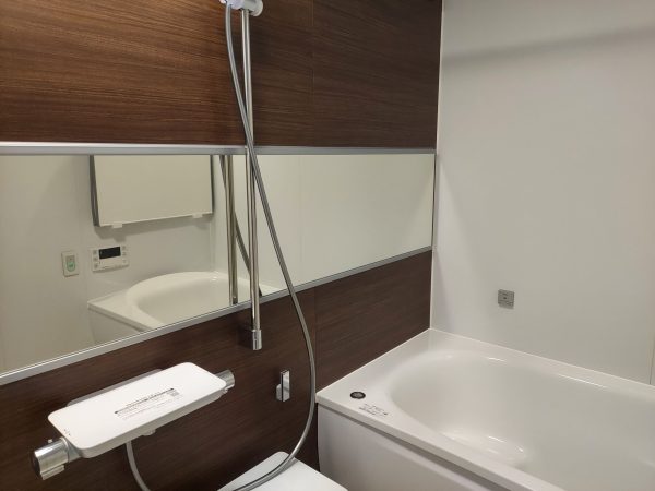 新潟市中央区 浴室鏡　クリアビュー　施工後
