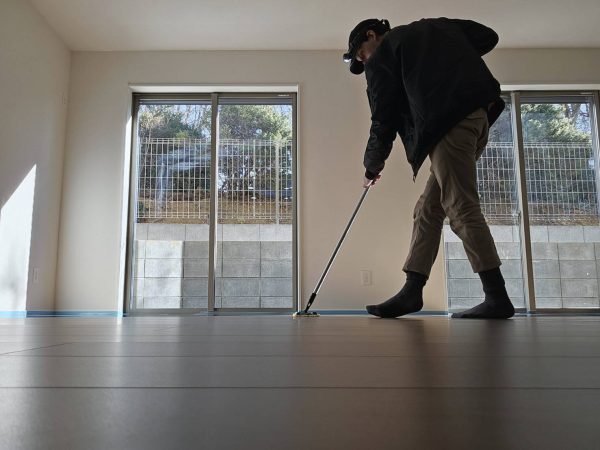 埼玉県和光市フロアコーティング 施工中 ガラスコーティング