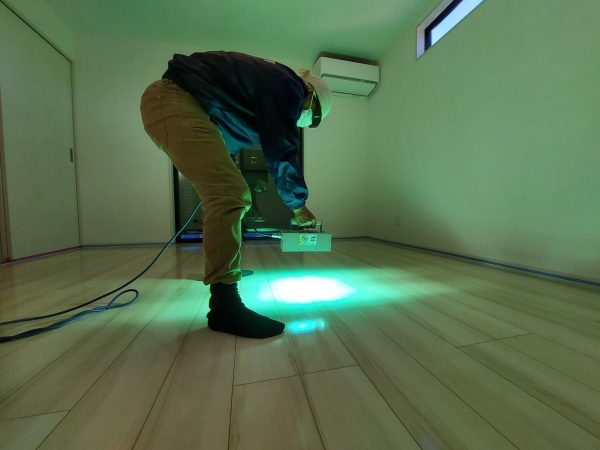 神奈川県横浜市 フロアコーティング 施工中 ガラスUVコーティング