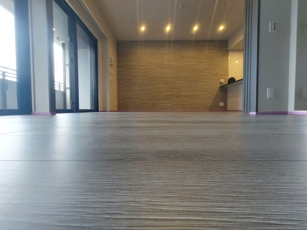 【東京都世田谷区】ペット用フロアコーティング施工事例|リノベーションマンション わんスマイルコート 東京都世田谷区 フロアコーティング 施工前の様子