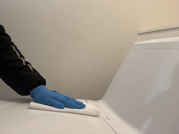 埼玉県ふじみ野市防カビ防汚フッ素コーティング 施工中