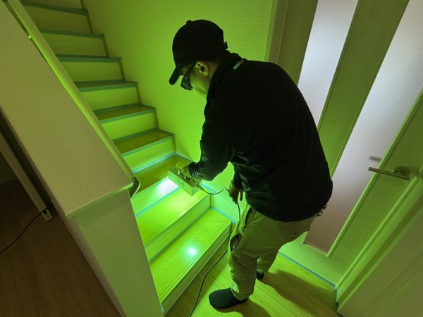 千葉県習志野市 フロアコーティング 施工中 UVコーティング