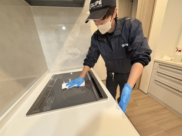 神奈川県南足柄市 水まわり防カビ防汚フッ素コーティン 施工中