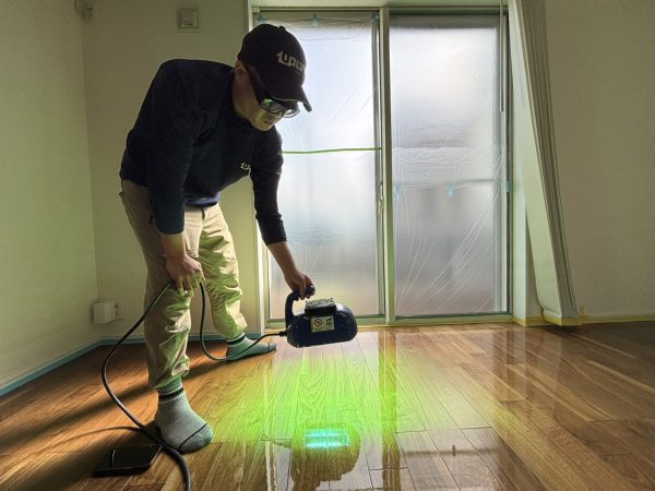 さいたま市中央区 フロアコーティング 施工中 わんスマイルコート