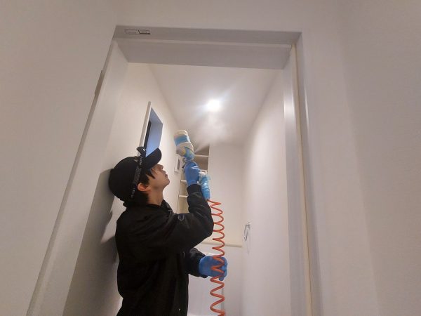 東京都豊島区 ハイブリット光触媒コーティング 施工中の様子