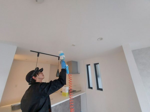 東京都豊島区 ハイブリット光触媒コーティング 施工中の様子