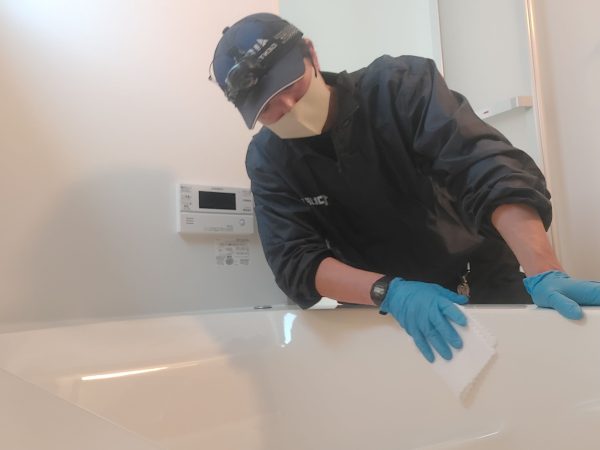 東京都葛飾区 水まわり防カビ防汚フッ素コーティン 施工中