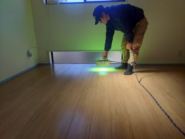 さいたま市浦和区 フロアコーティング 施工中 ガラスUVコーティング