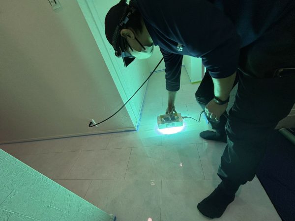 東京都豊島区 フロアコーティング 施工中 わんスマイルコート