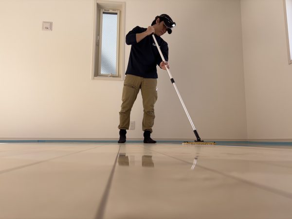 東京都北区フロアコーティング 施工中 ガラスコーティング