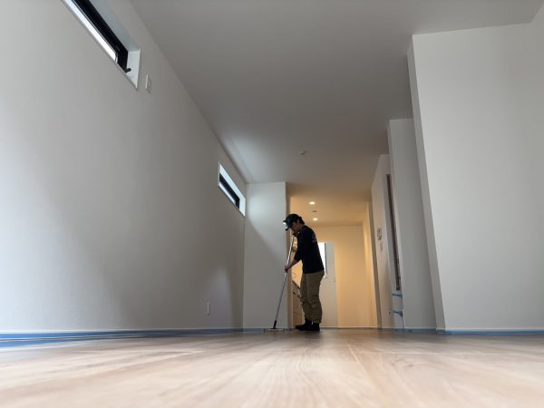 東京都墨田区フロアコーティング 施工中 わんスマイルコート