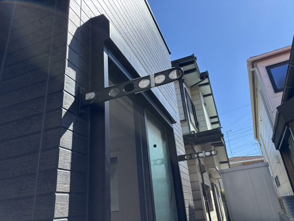 神奈川県横浜市港北区 オプション工事 室外物干し取付後