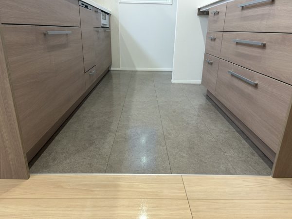 山形県山形市 フロアコーティング 施工後 ガラスUVコーティング