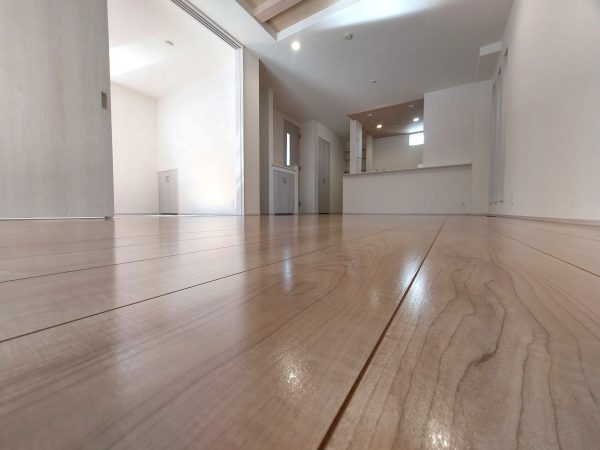 東京都東久留米市 フロアコーティング 施工後 ガラスUVコーティング