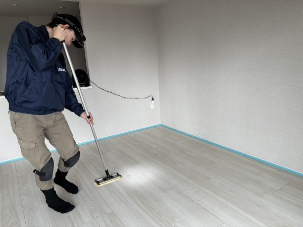 福島県福島市 新築マンション(レーベンONETOWER)フロアコーティング 施工中