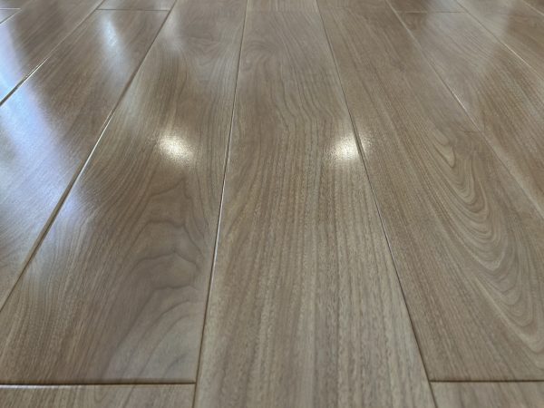 山形県山形市 フロアコーティング 施工後 ガラスUVコーティング