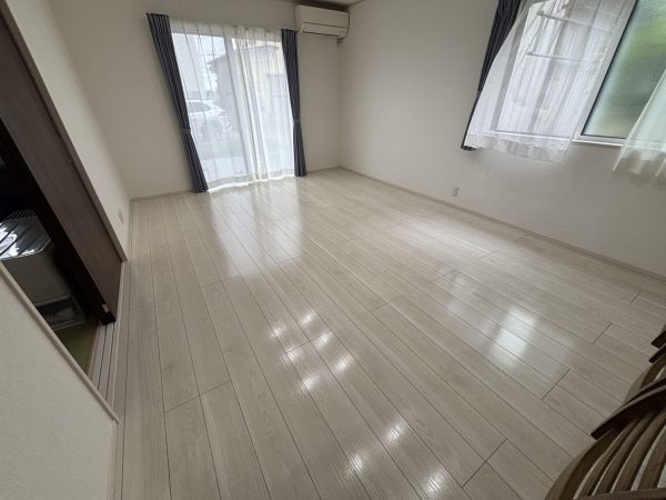 埼玉県行田市 フロアコーティング 施工後 わんスマイルコート