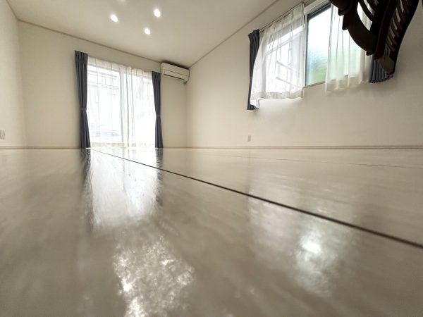 埼玉県行田市 フロアコーティング 施工後 わんスマイルコート